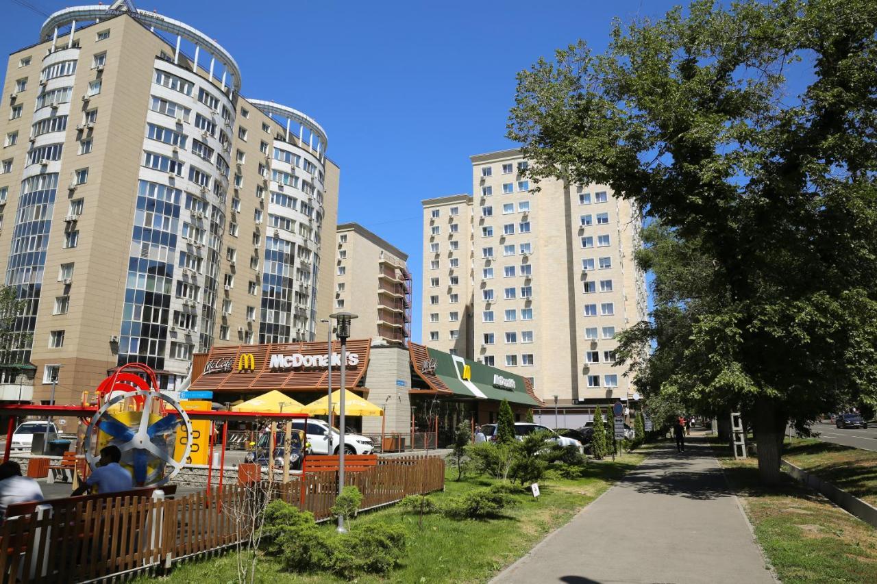 Adt Apartments Алмати Екстер'єр фото